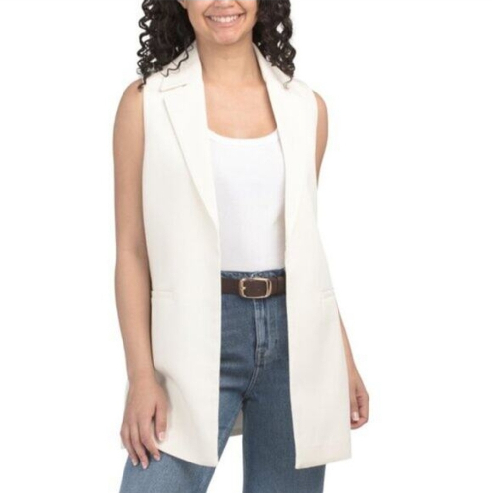 Maison d' Amélie Paris Winter White Tailored Open Front Waistcoat Vest - M